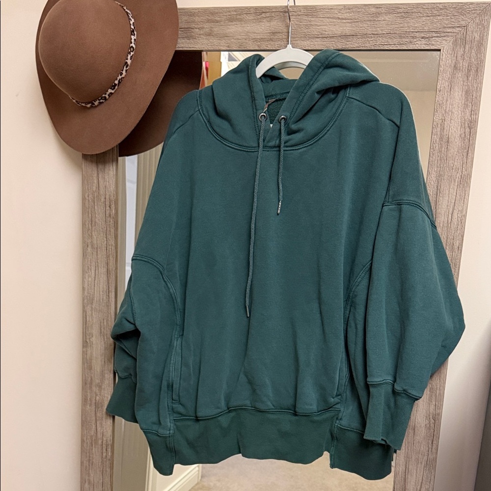 Free People Movement spring to the Finish oversized Hoodie - Picture 4 of 4